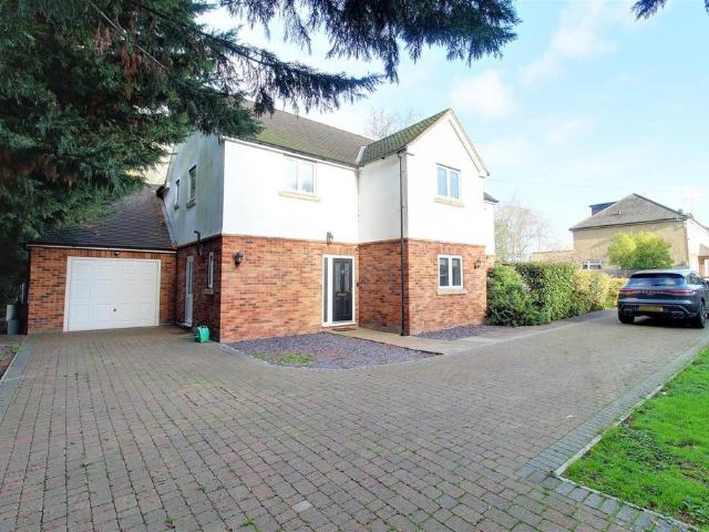 House for sale in Fretherne, Hertfordshire