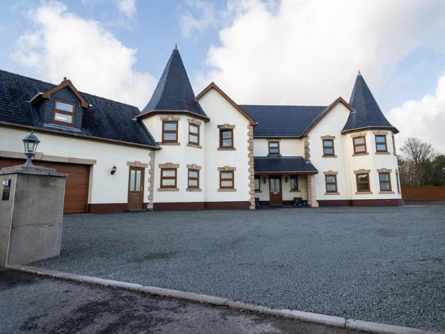 House for sale in St Clears, Wales