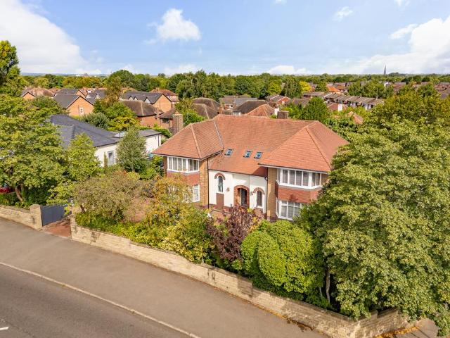 House for sale in Stockton Heath, Warrington