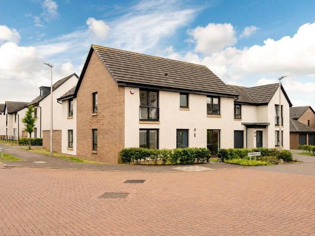 House for sale in Cammo, Scotland