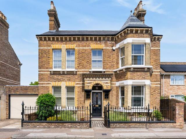 House for sale in Whitley, Reading