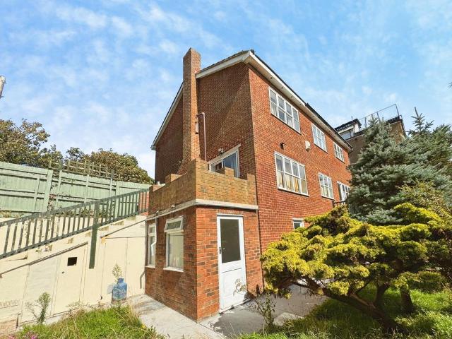 House for sale in Cuckoo Hill, Hastings
