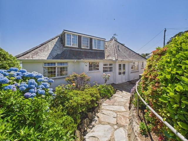 House for sale in Bohortha, St Mawes
