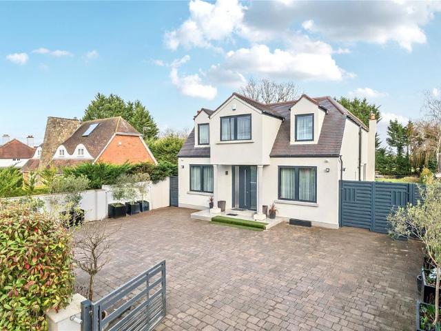 House for sale in Westborough, Surrey