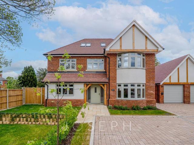 House for sale in The Dales, Key Street