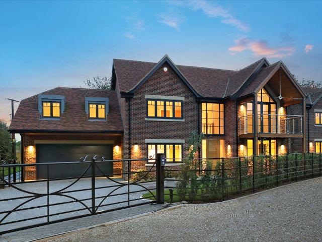 House for sale in Berrick Salome, Oxfordshire