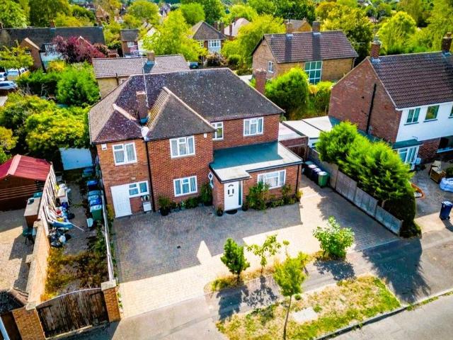 House for sale in Chesterton, Arbury