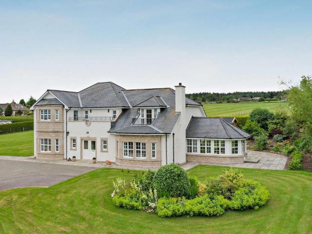 House for sale in Lentran, Scotland
