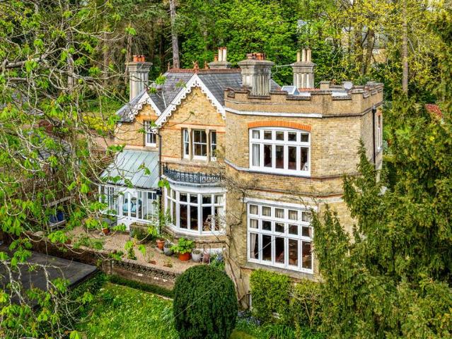 House for sale in London Borough of Croydon, Greater London