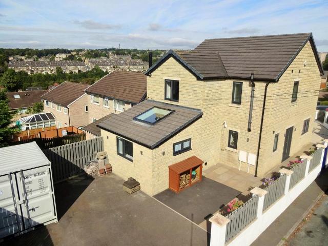 House for sale in Exley, Siddal