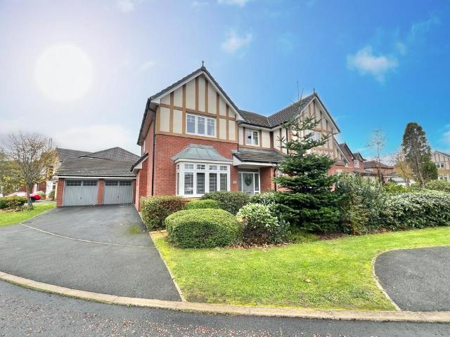 House for sale in Staining, Lancashire