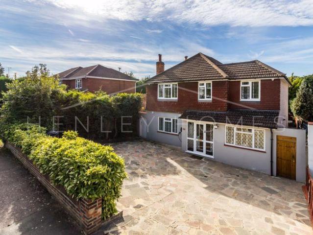 House for sale in Greater London