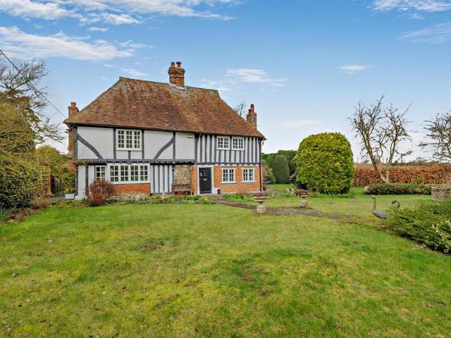House for sale in Oad Street, Kent