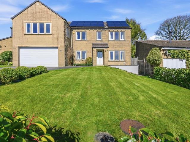 House for sale in Barkisland, West Yorkshire