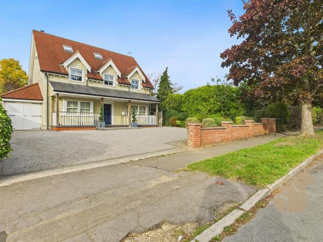 House for sale in Fordham Heath, Essex