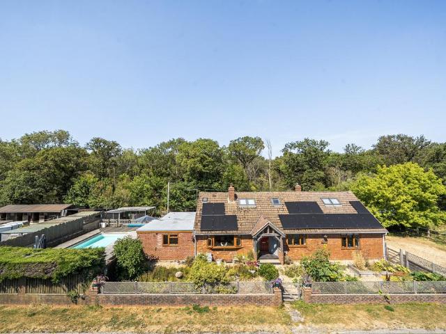 House for sale in Purton, Wiltshire
