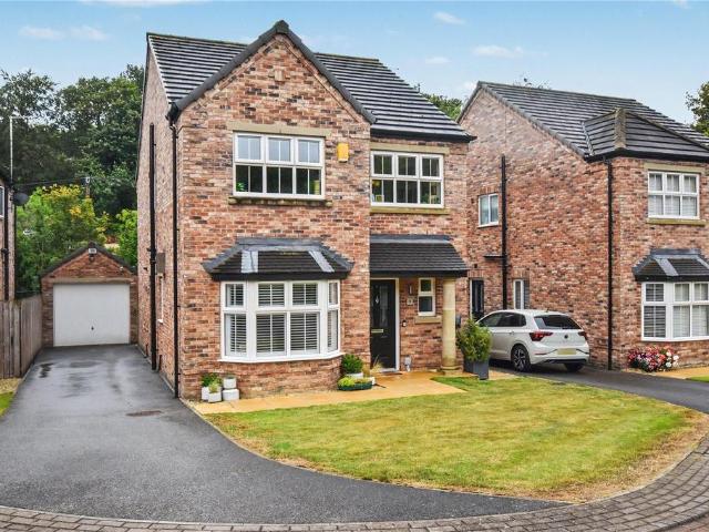 House for sale in Kippax, West Yorkshire