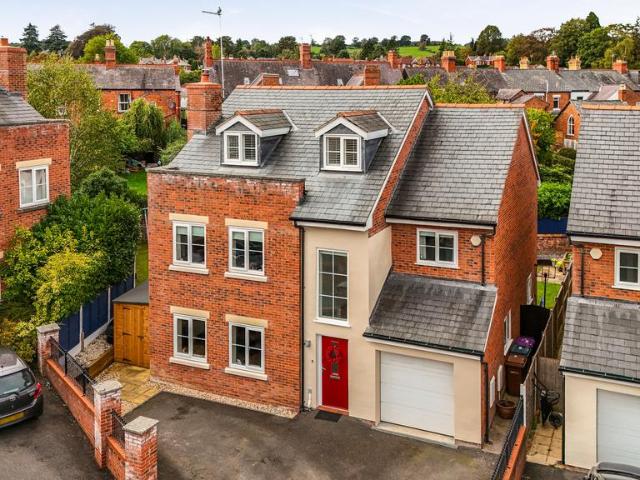 House for sale in Oswestry