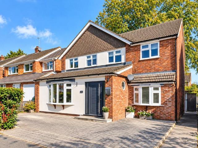 House for sale in Chavey Down, Winkfield