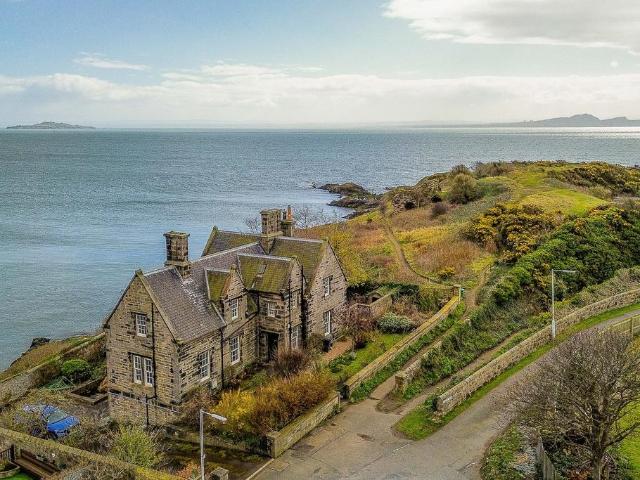 House for sale in Burntisland, Scotland