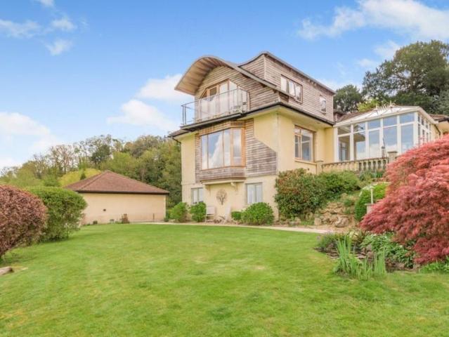 House for sale in Almondsbury, South Gloucestershire