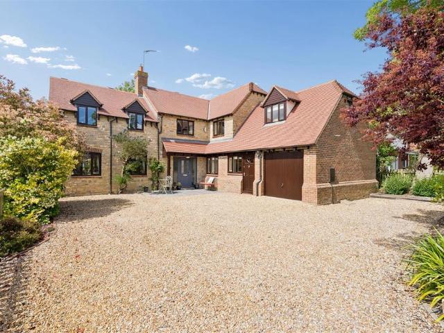 House for sale in Lavendon