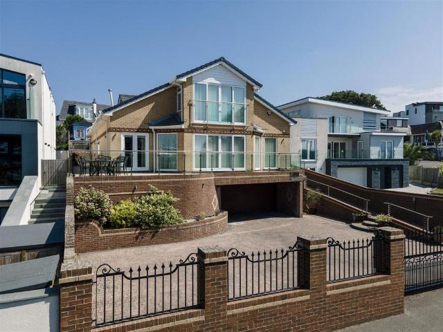 House for sale in Parkstone, Poole