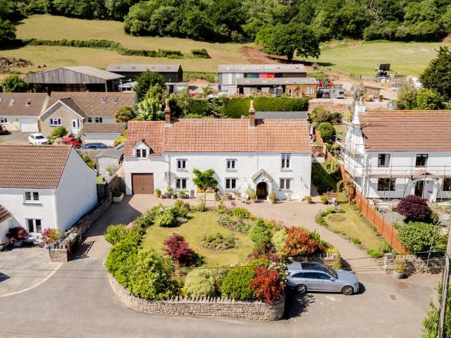 House for sale in North Weston, Weston-in-gordano
