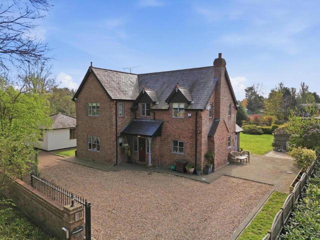 House for sale in Navestock Side, Essex