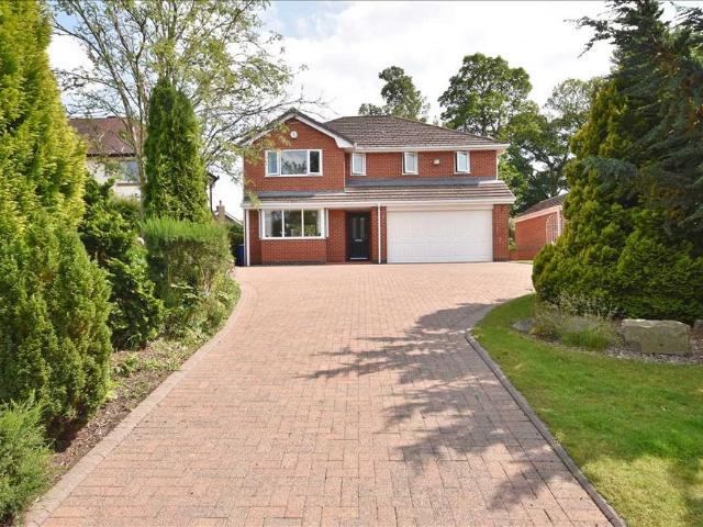 House for sale in Heath Charnock, Chorley