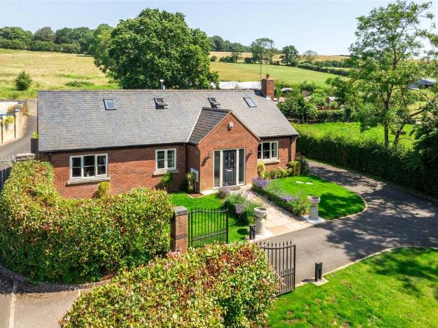House for sale in Northamptonshire