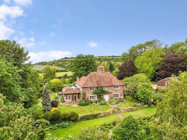 House for sale in Folkestone, Kent