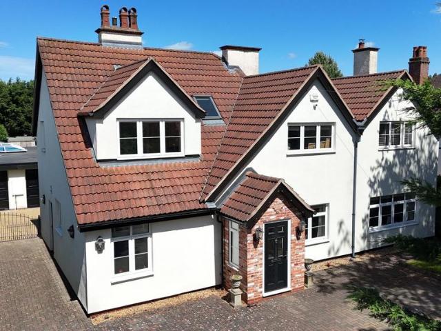 House for sale in Baswich, Staffordshire