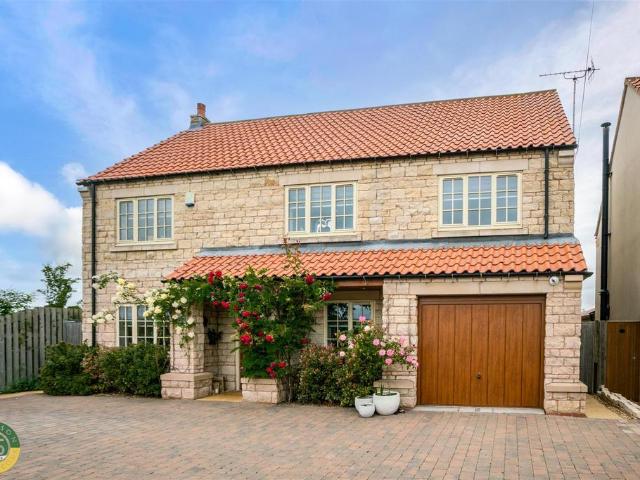 House for sale in Marr, South Yorkshire