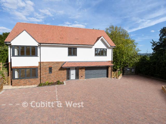 House for sale in Horsham, West Sussex