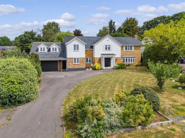 House for sale in Howe Green, Chelmsford