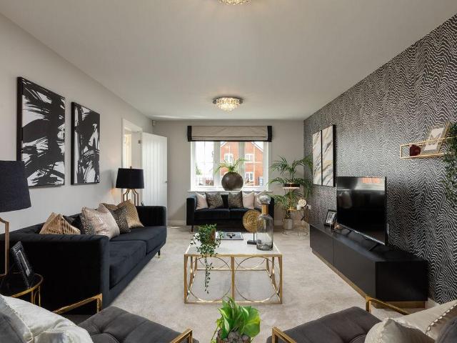 House for sale in Pentre Broughton, Wales