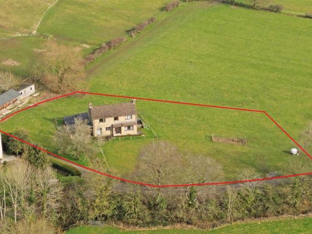 House for sale in Hope, Charlesworth