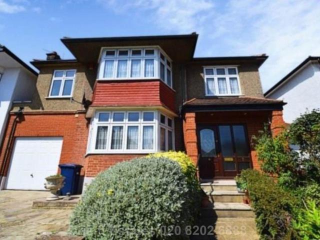 House for sale in London Borough of Barnet, Greater London