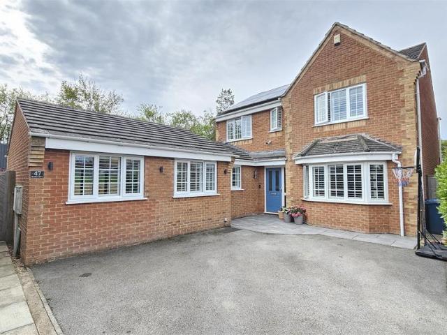 House for sale in Barton In Fabis, East Midlands