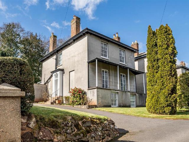 House for sale in Watergate, Devon