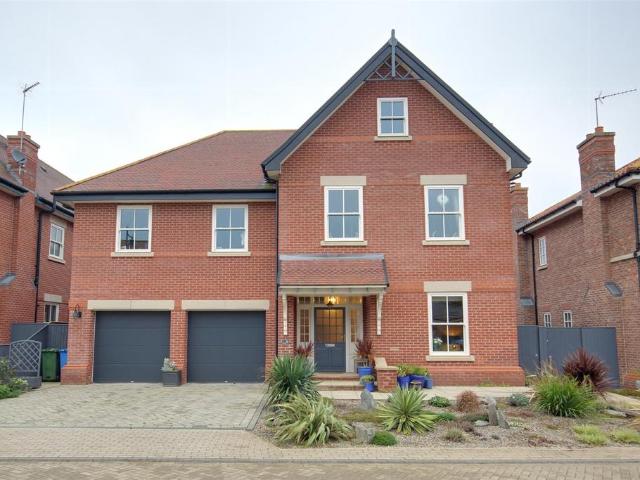 House for sale in Molescroft