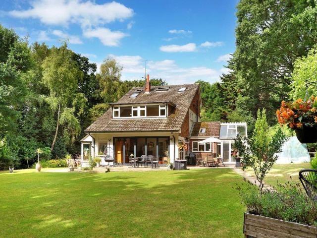 House for sale in Wooburn, Bourne End