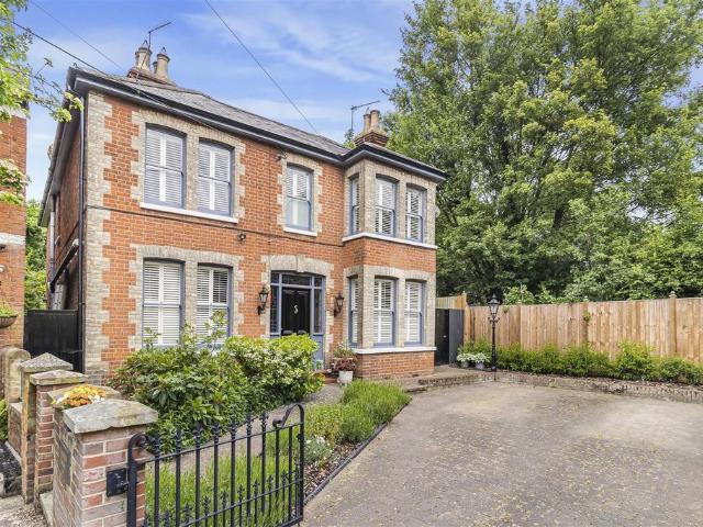 House for sale in Chedburgh, Suffolk
