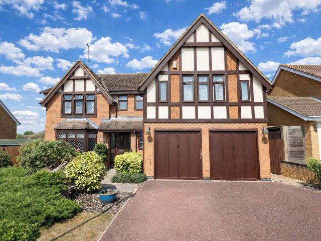 House for sale in Rushden