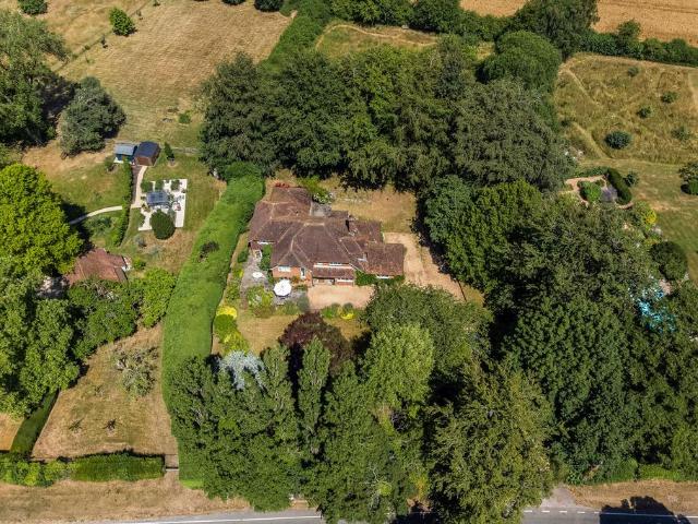 House for sale in Long Sutton, Hart