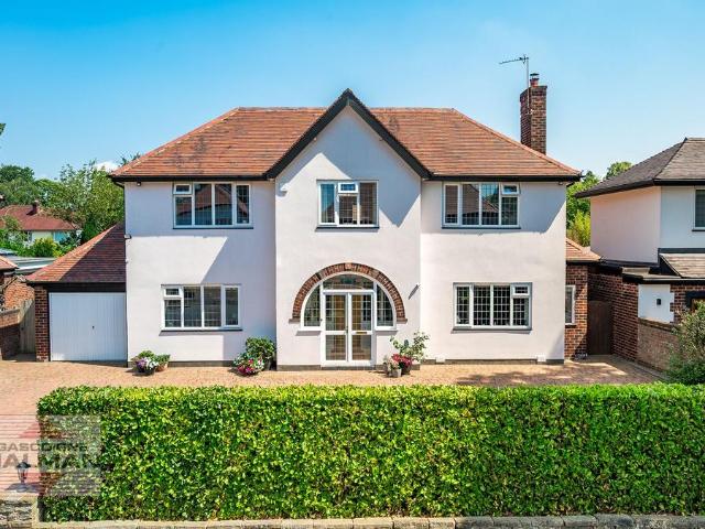 House for sale in Pownall Park, Wilmslow