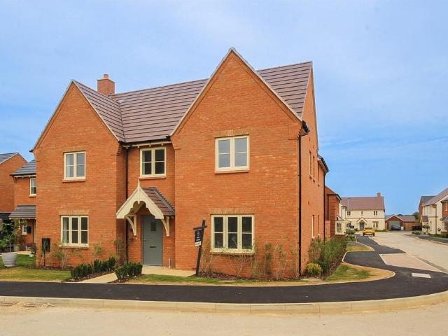 House for sale in Bedford
