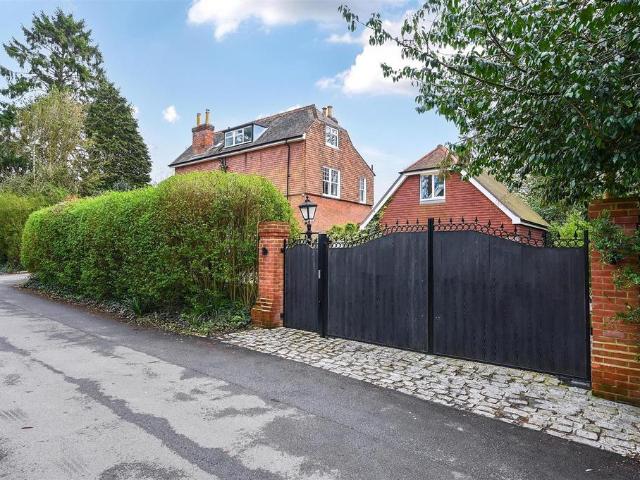 House for sale in Silverhill, Guestling Green