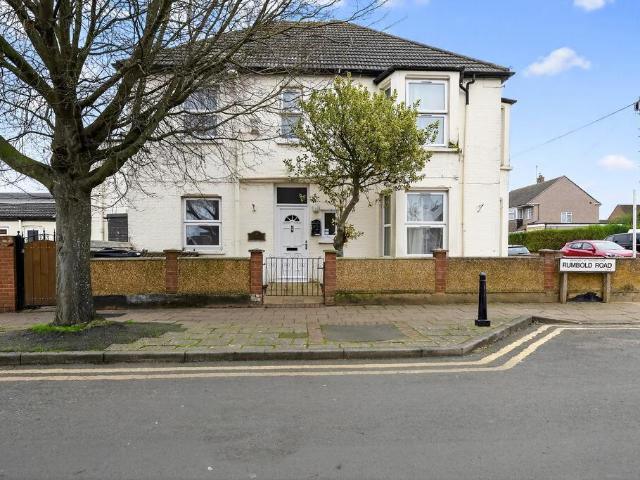 House for sale in Broxbourne, Hertfordshire